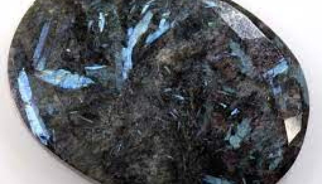 Nuumite The Earth’s Ancient Stone
